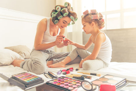 POURQUOI FAIRE SES ONGLES À LA MAISON ?